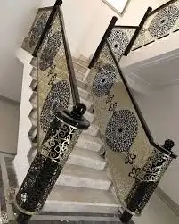دربزين الحديد مليان 8