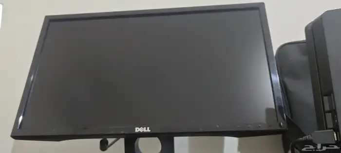 شاشتين ديل و لينوفو DELL LENOVO monitors 1