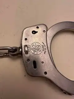 منظم اسطوانه وحامل وكلبشه 6