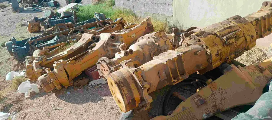 قطع غيار معدات ومكاين و الخخ 16