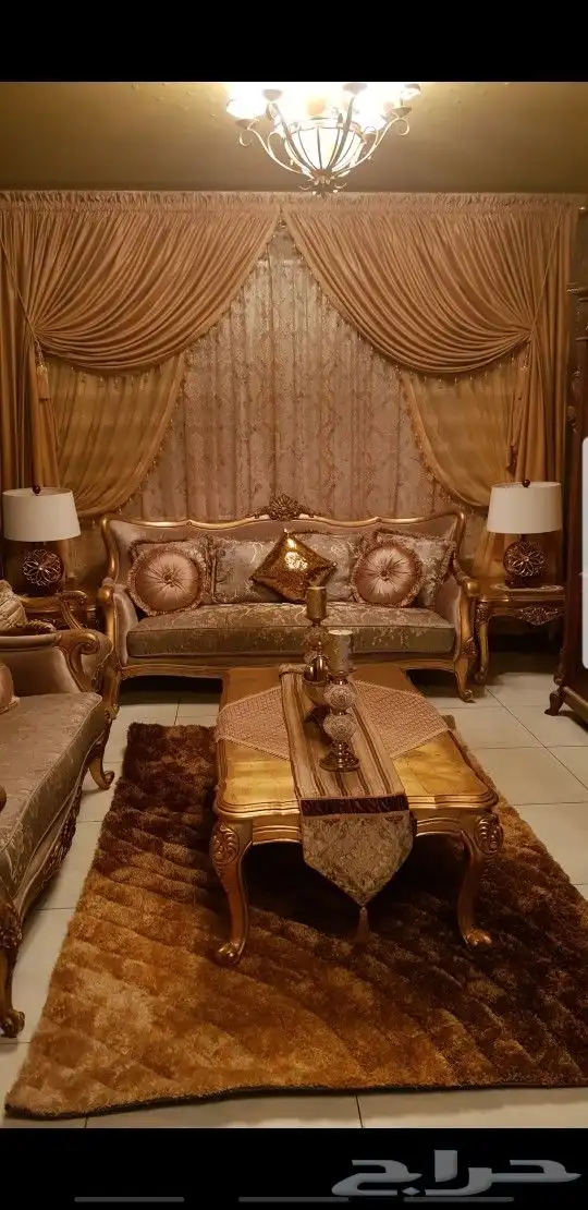 طقم كنب كلاسيكي ملكي ذهبي فاخر جدا جدا 0