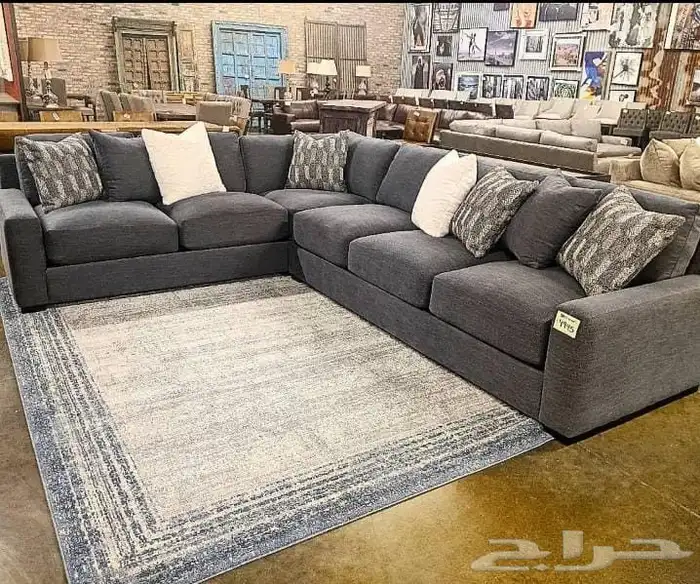 كنب الهبه تفصيل وجاهز يوجد تنجيد لجميع الكنب يوجد تقسيط تابي 40