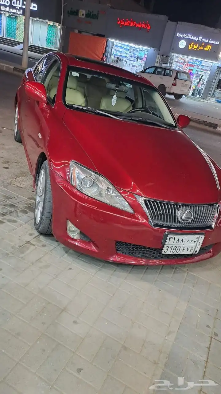 لكزس 2008 اللون احمر ممشاه 400 نظيف 1