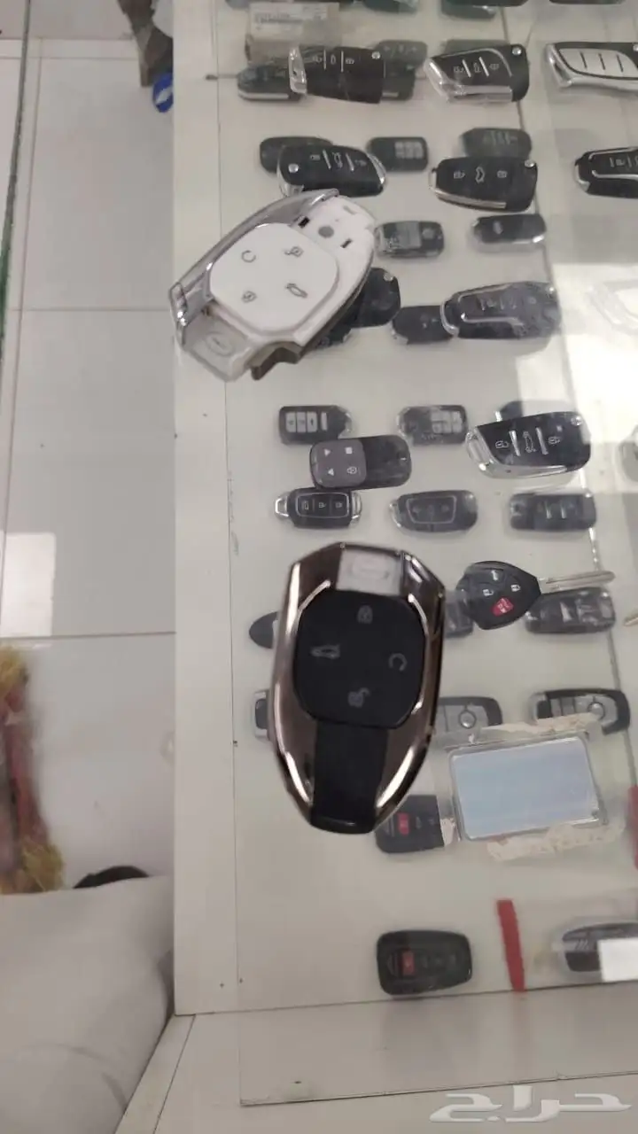 محل مفاتيح برمجه جميع انواع السيارات بصمة 0