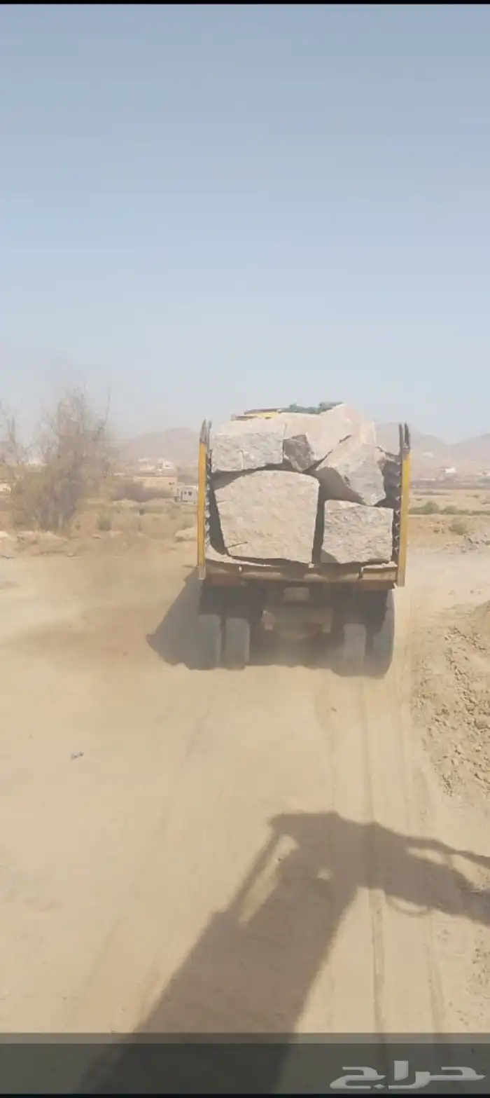 بوكلين لبناء الحجر وقص الاراضي وهدم العمائر القديمه 1