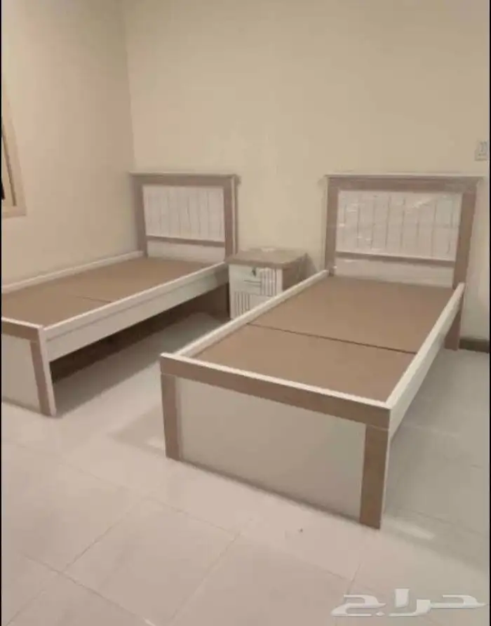 سرير خشب 0