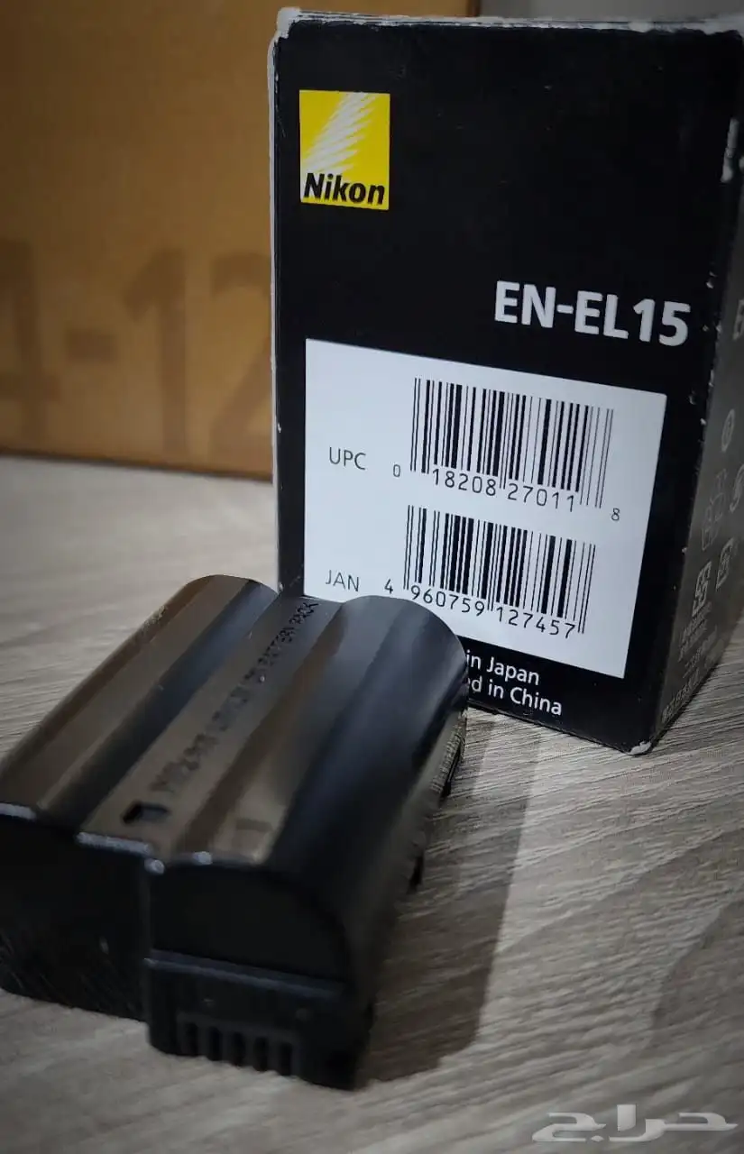 للبيع  كاميرا نيكون D810 مع ملحقات احترافية الكاميرا 3