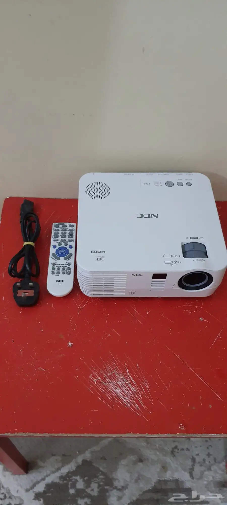 بروجكتور NEC ب 300 قابل للتفاوض بالمعقول 1