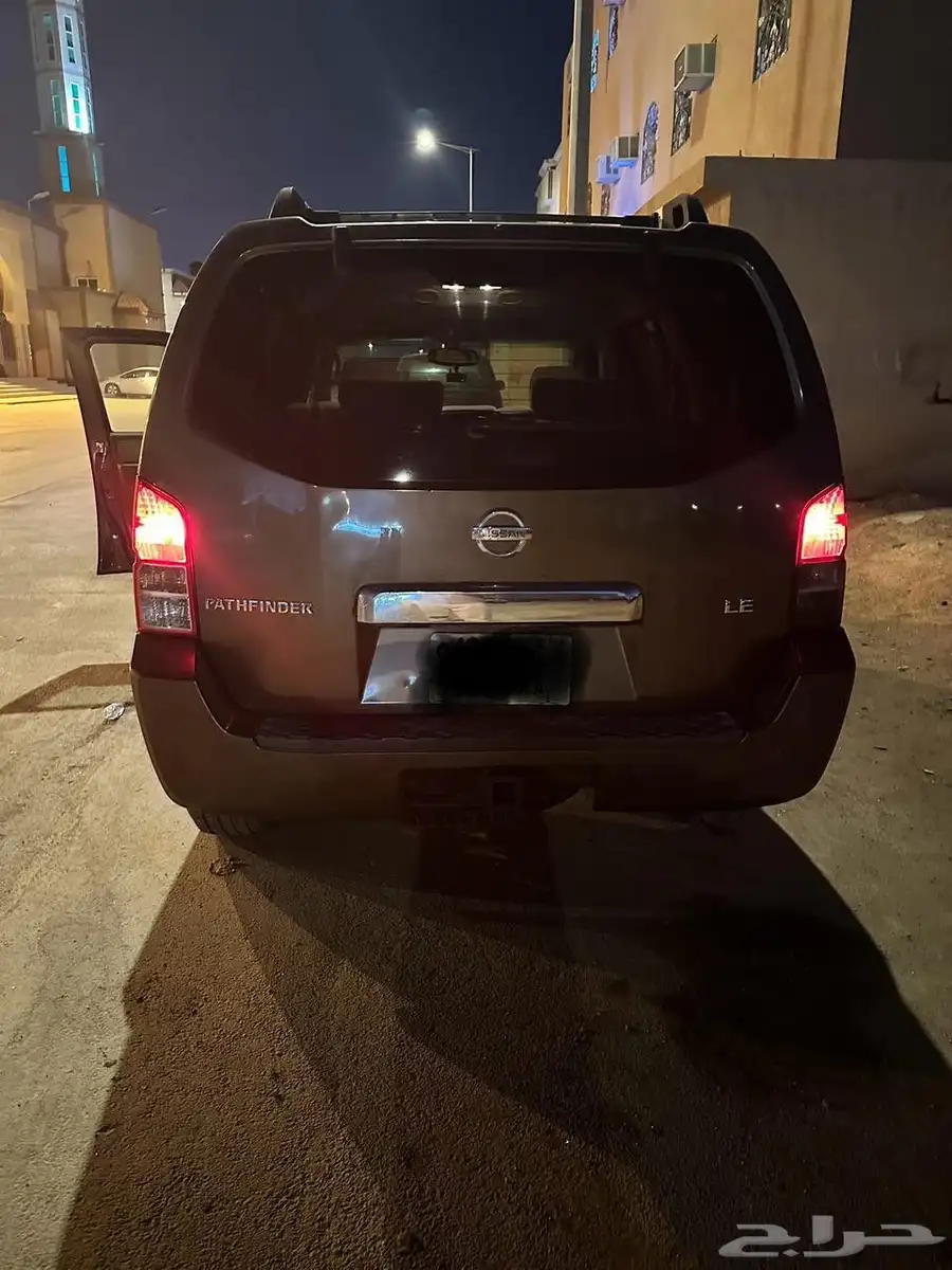 يوجد لدينا جميع انواع قطع غيار السيارات المستخدمه 2