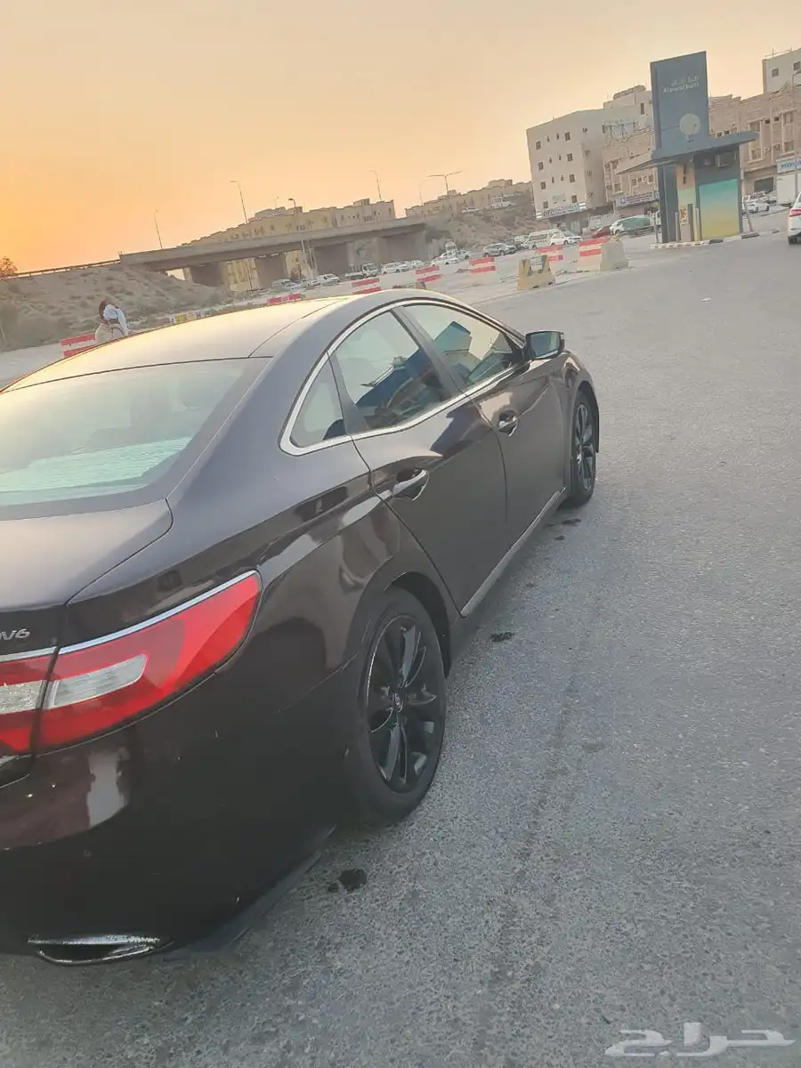 HYUNDAI AZERA 2014 3