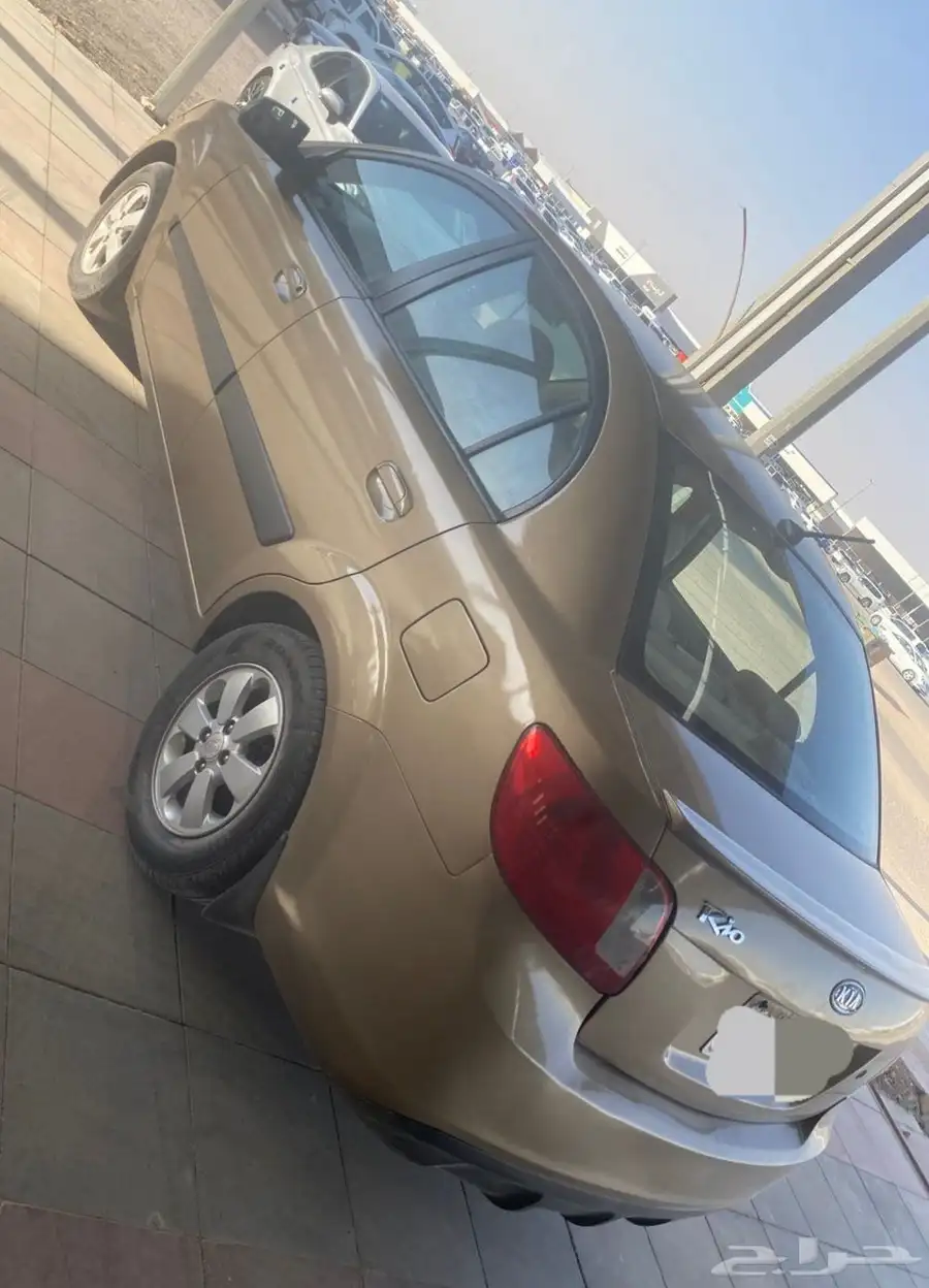 كيا ريو 2010 1
