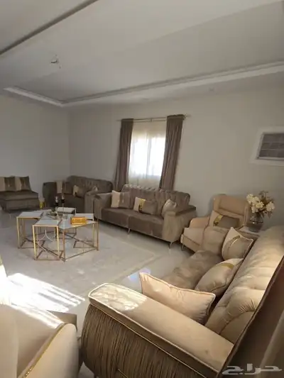 كنب شبه جديد اسخدتم عرسان ب4000 2