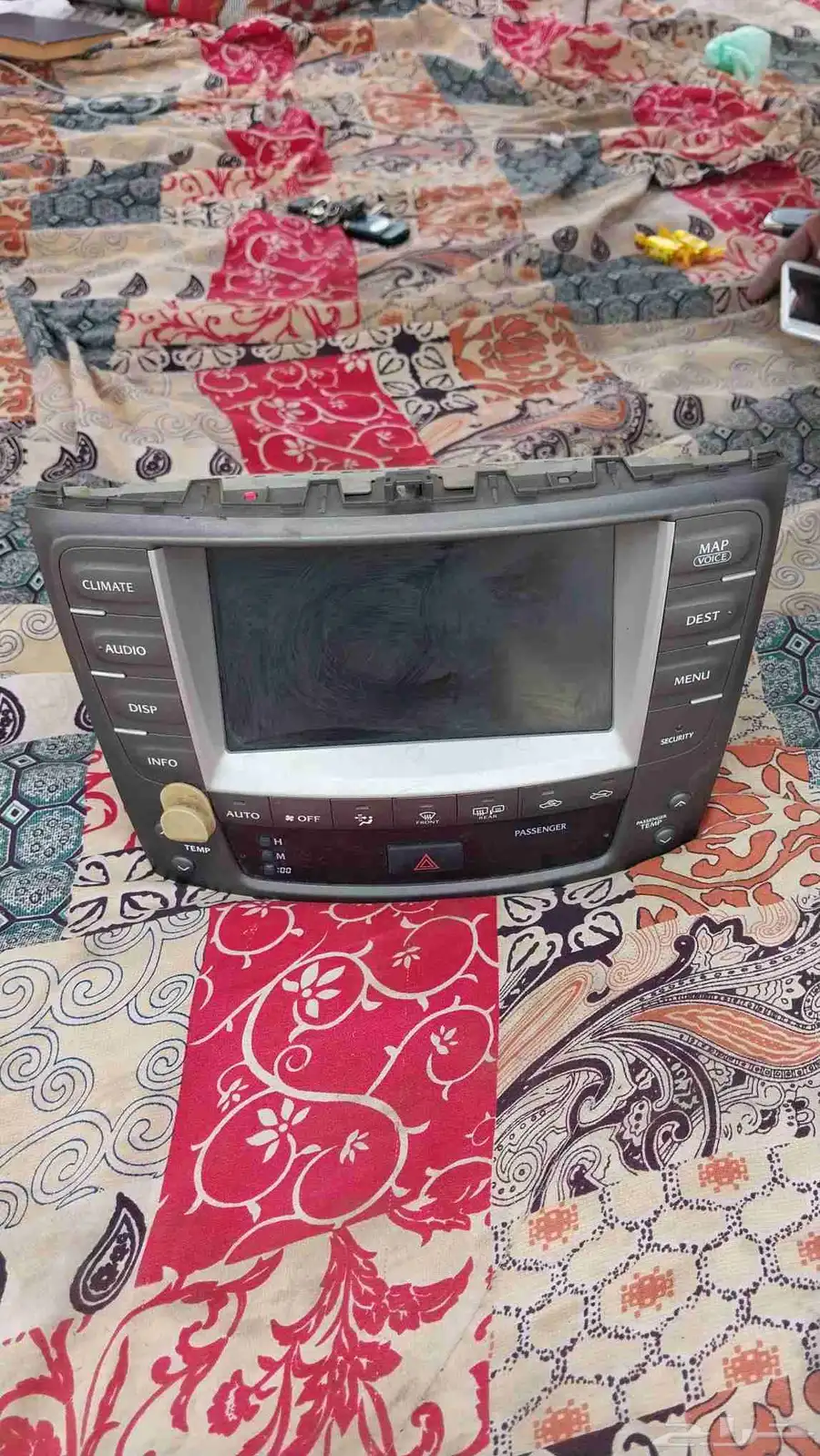 شاشة لكزس ارنوب من موديل 2007 و فوق 0
