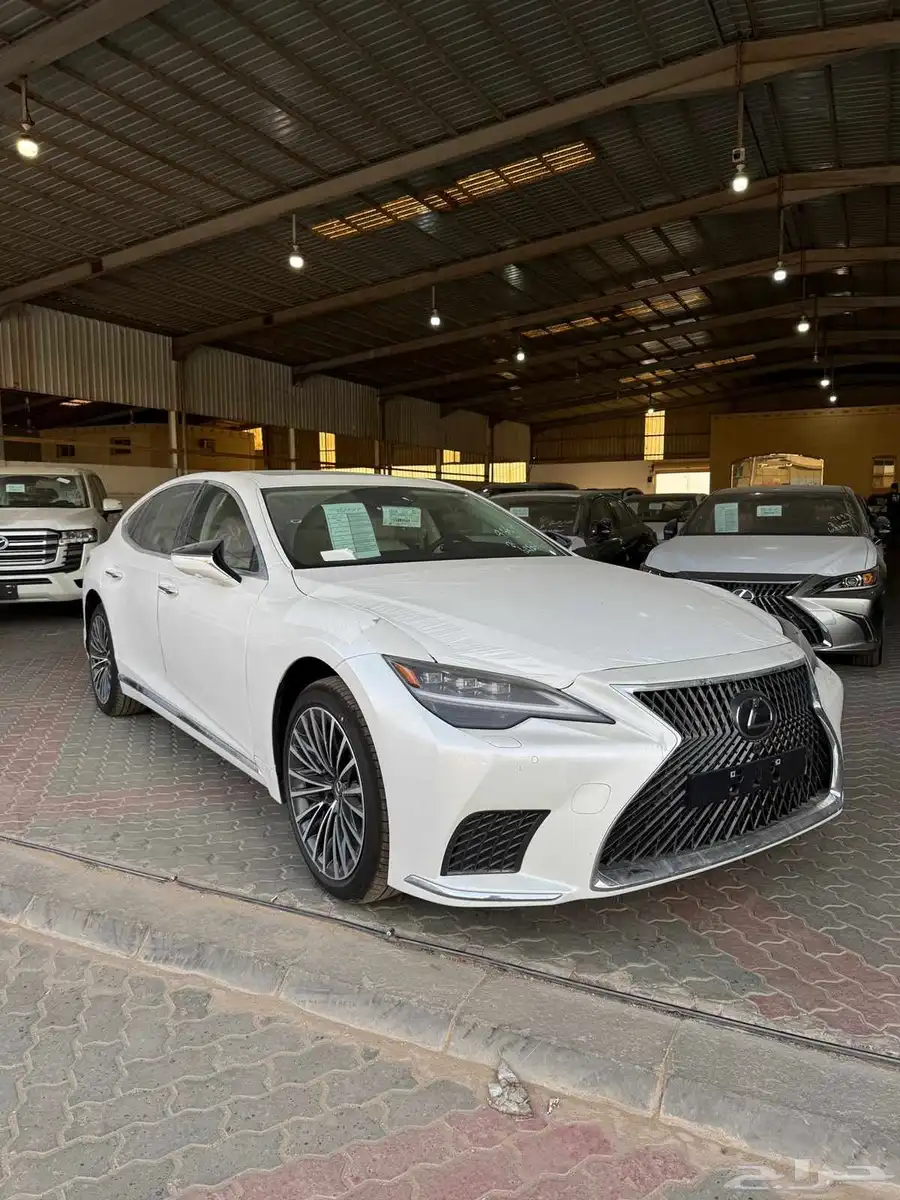 لكزس LS 350 سعودي AA بنزين 2025 0