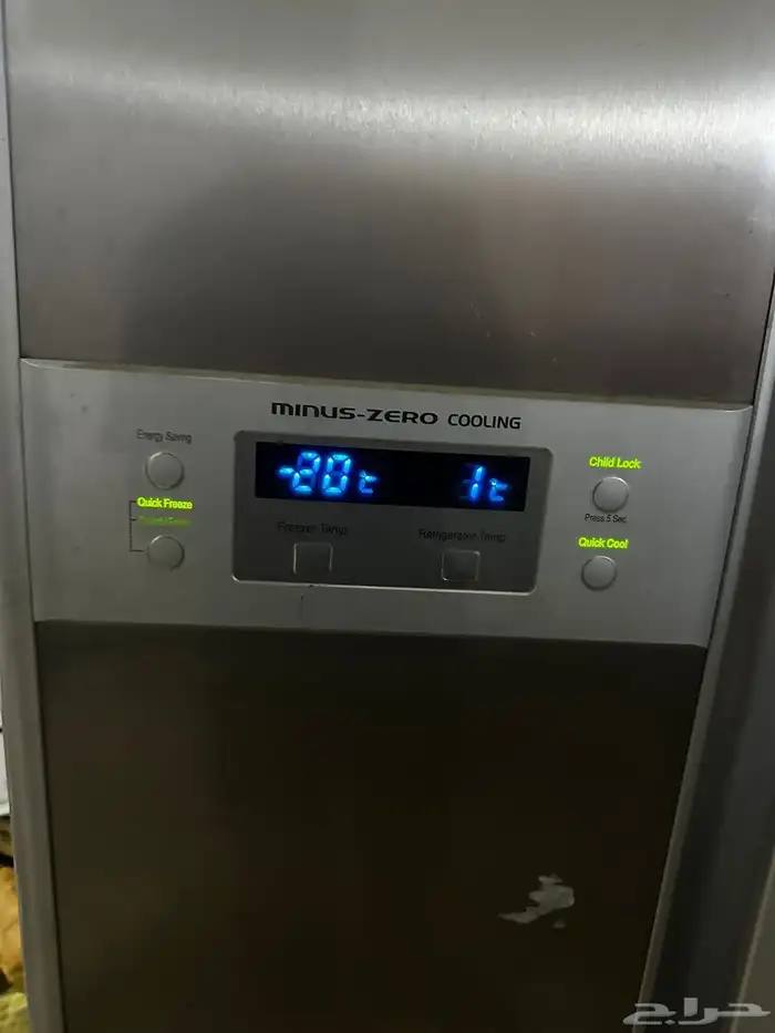 ثلاجه هياتشي للبيع فريزر وثلاجه شغال 2