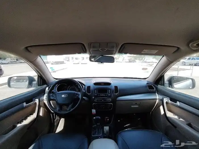 كيا سورينتو موديل 2015 6