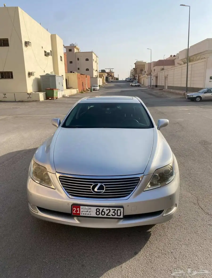 للبيع لكزس Ls460L 0