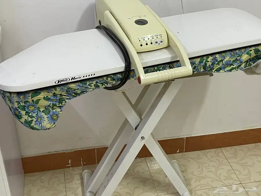 البيع فريزرا كوية ملابس كله شغلة مافيه شي 0