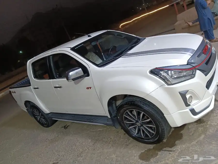 ايسوزو ديماكس 2021 للبيع 3