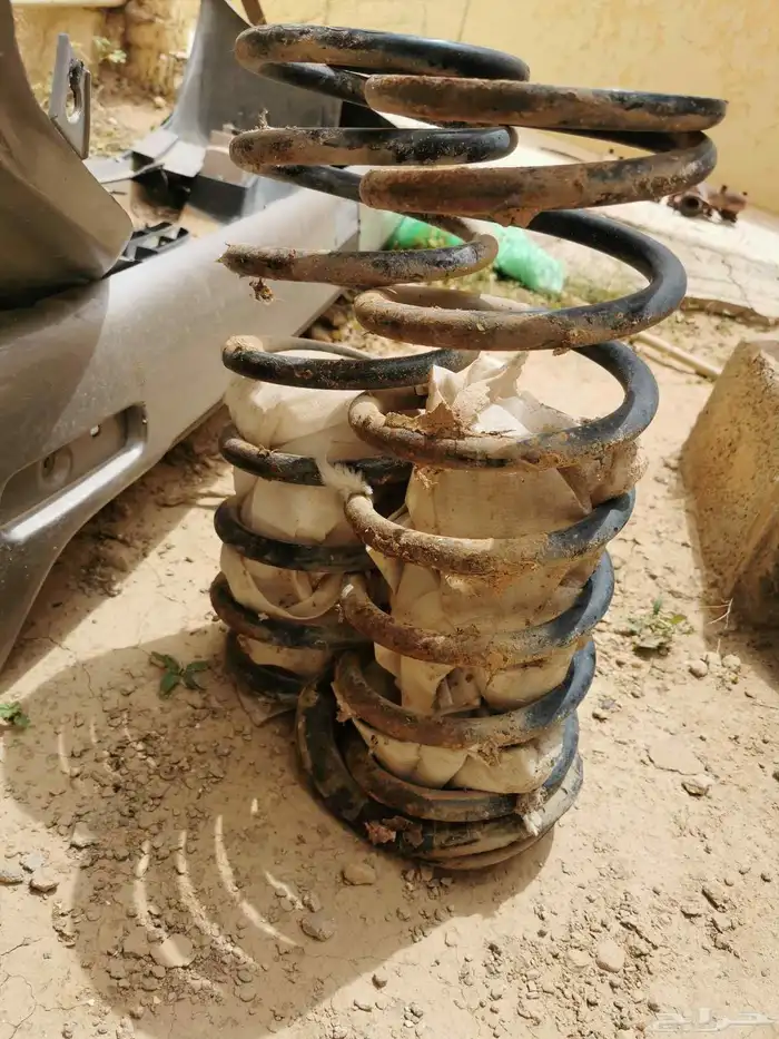 قطع غيار لاندكروزر ونيسان وغيرها 18