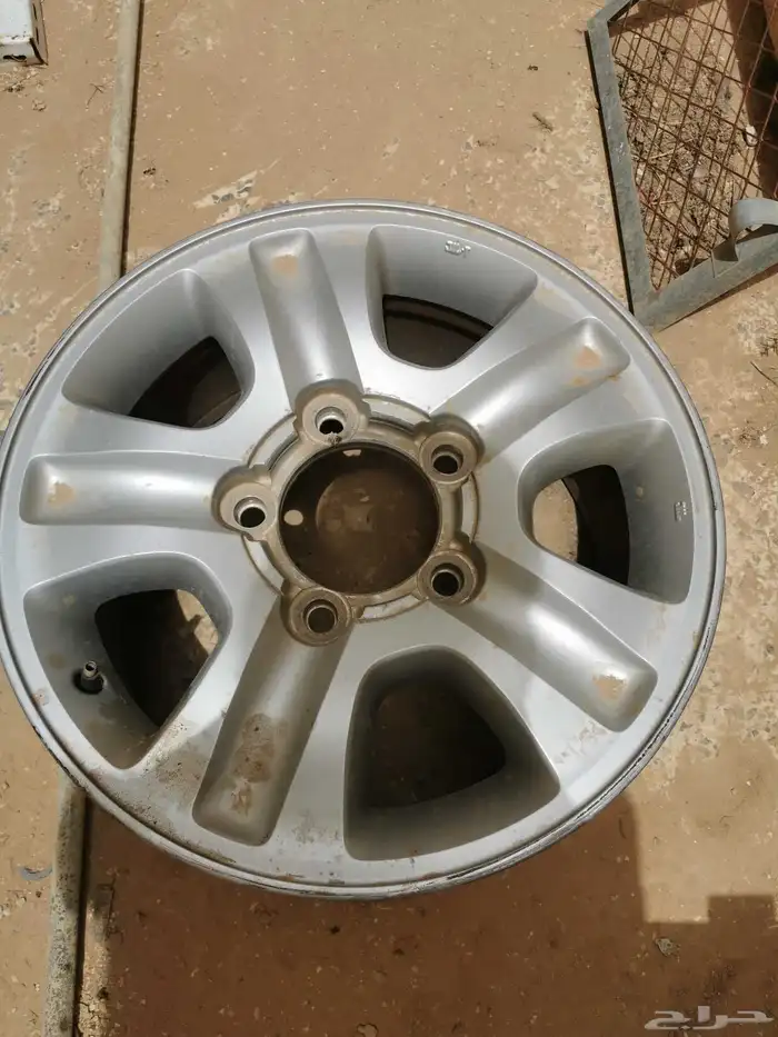 قطع غيار لاندكروزر ونيسان وغيرها 9