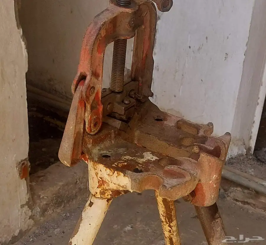 للبيع مكينه فتح سنون حديد الرس 1