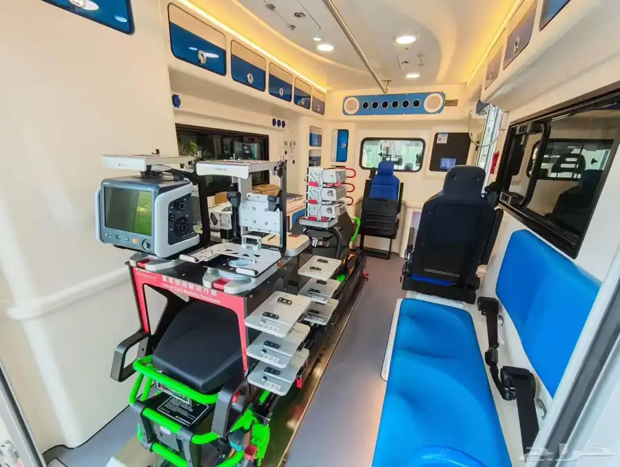 ICU ambulance 0