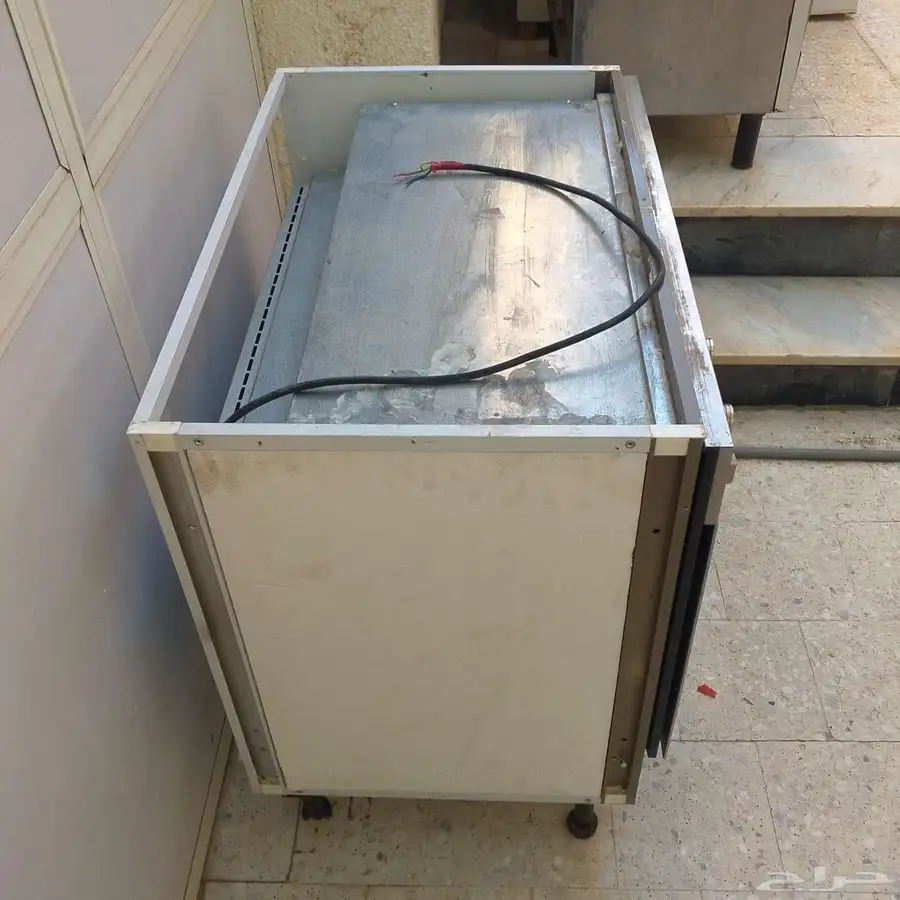 فرن الكهربائية للبيع شغال ينفع لي بوفية و مطاعم و محلات حلوي 1