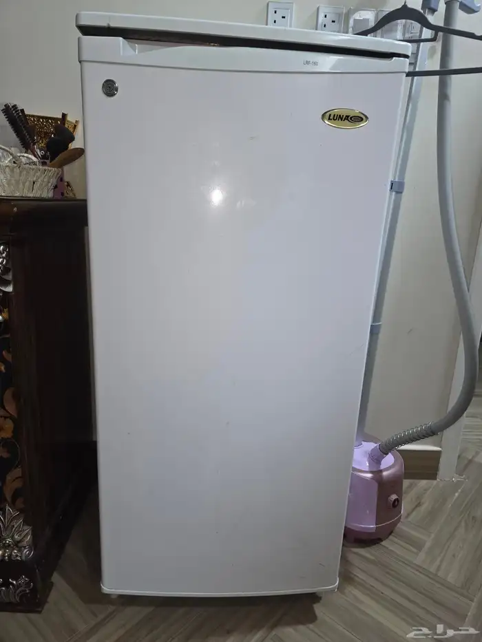 ثلاجه للبيع 110 0