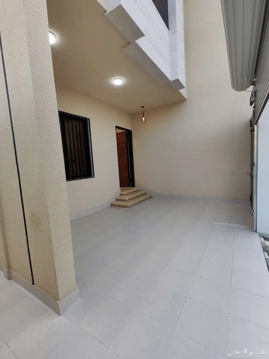 شقق تصميمات معمارية مبتكرة تشطيبات عاليه الجوده   احد رفيده 24