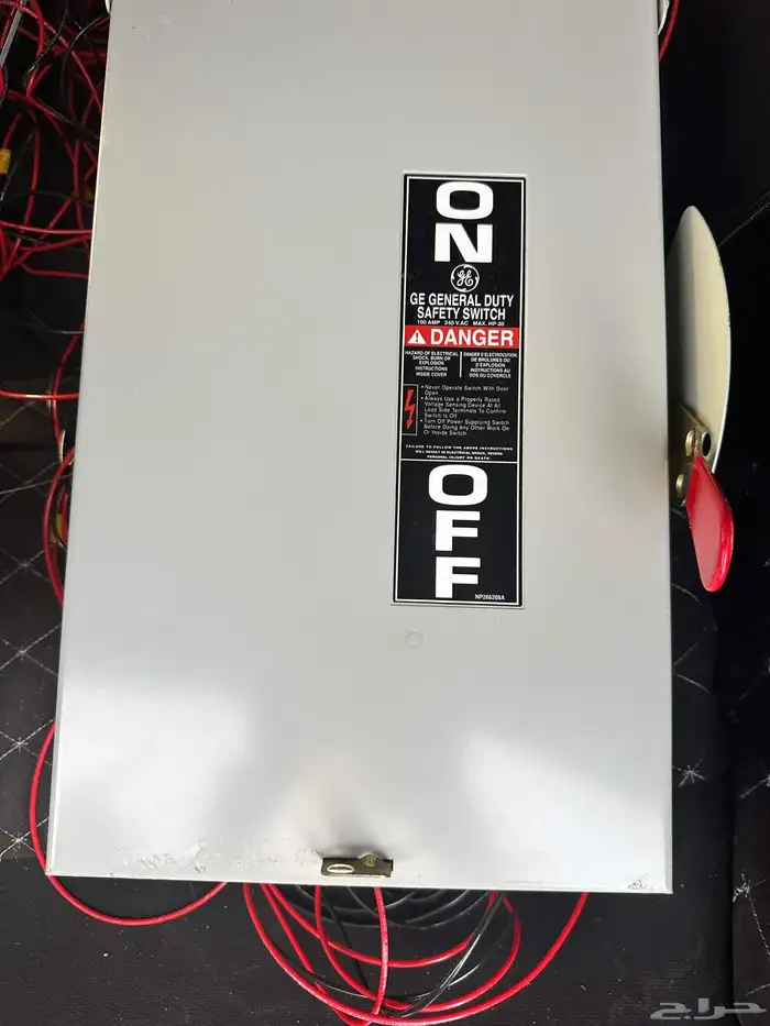 قاطع كهرباء 100 امبير 240 فولت 0