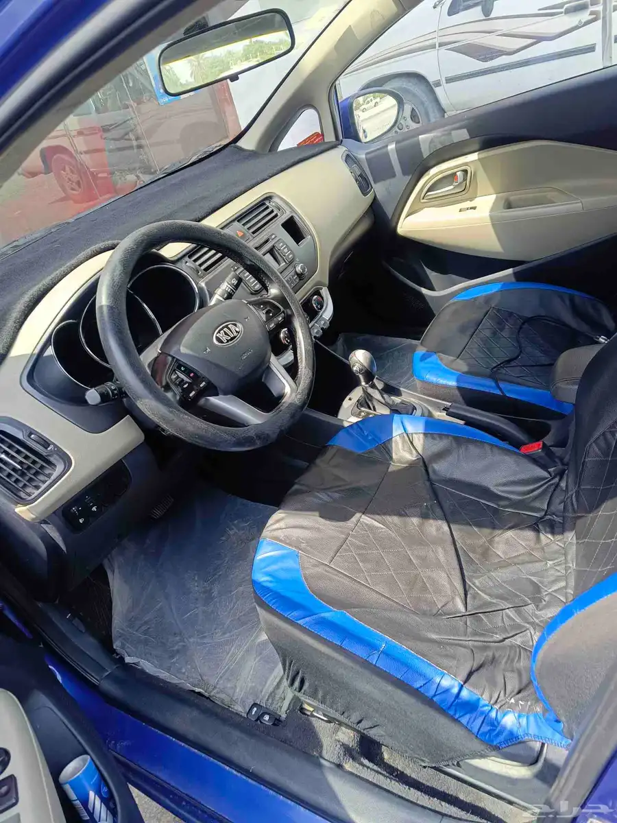 Kia Rio 2014 Looks new. Everything is complete. Three-year 1