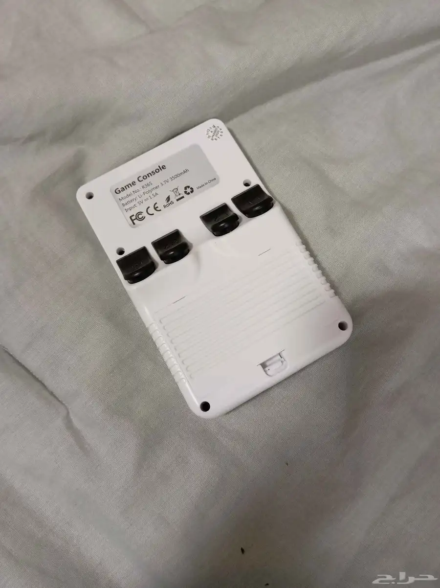 جهاز R36 للألعاب 1
