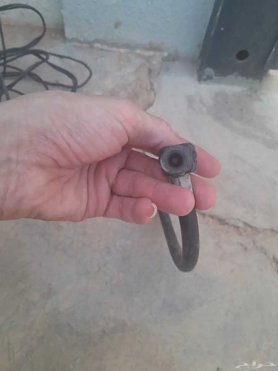 قطع غيار وبطاريه 5