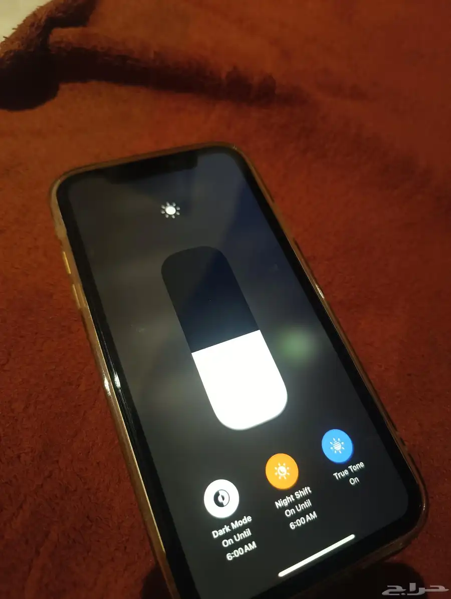 iphone XR 128 battery 98 4
