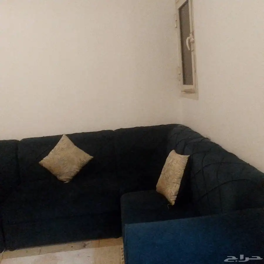خمس كنبات طقم جديده لا يوجد فيها شق 1