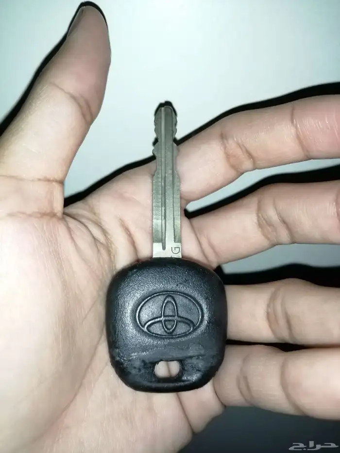للبيع مفتاح كامري وكالة 1