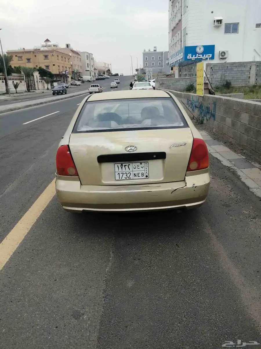 سيارة اكسنت 2003 للبيع على السوم 4