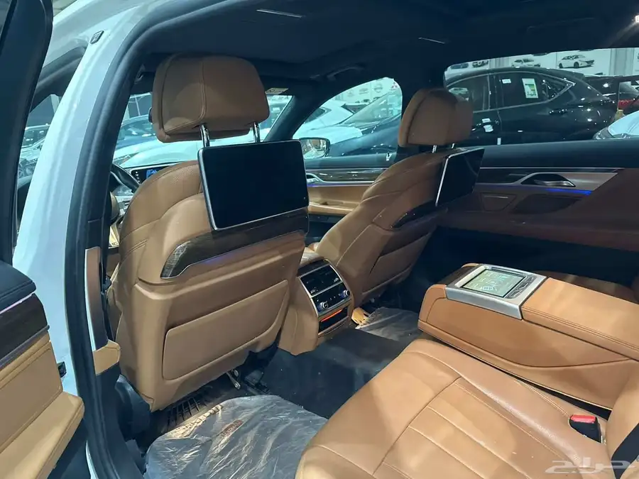 بي أم دبليو Li 730 2019 4