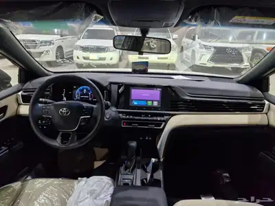 للبيع كامري 2025 اصفار 11