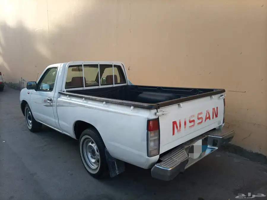 نيسان داتسون ( ددسن ونيت ) غمارة Nisan Datson 2009 1