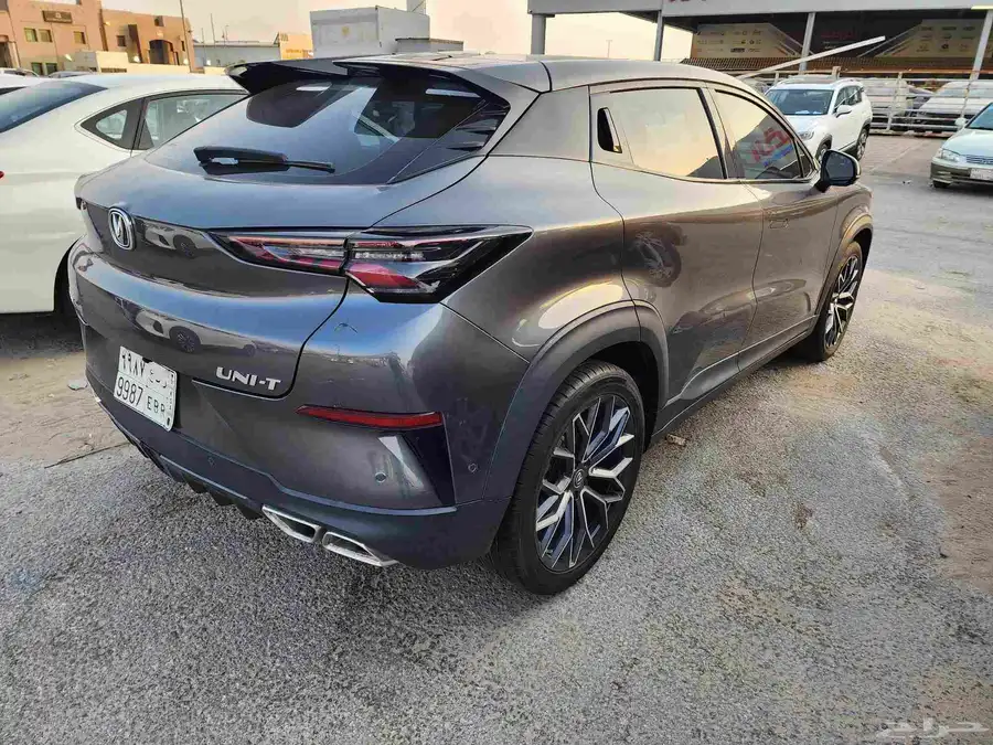شانجان UNI-T 2023 فل كامل 1