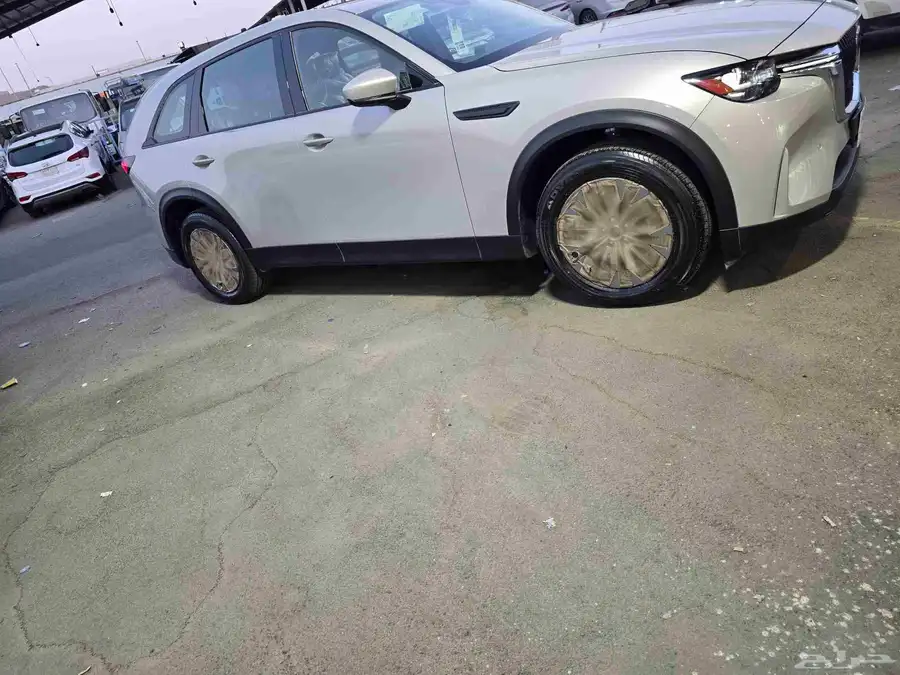 مازدا cX90 وكاله اسناندر اصفار 2025 9