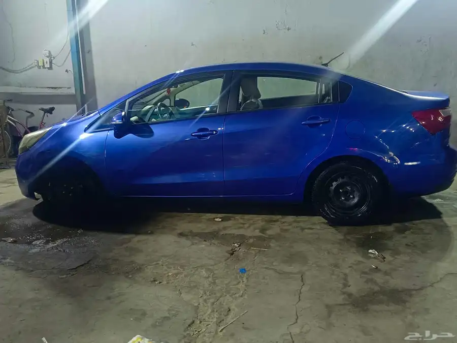 Kia Rio 2014 Looks new. Everything is complete. Three-year 11