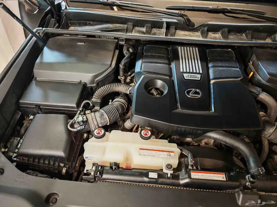 لكسز LX 600 F Sport أسود لؤلؤي موديل 2023 46