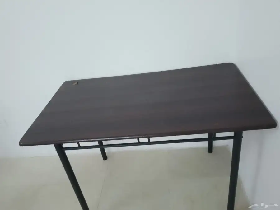 طاوله مكتب خشبيه 1