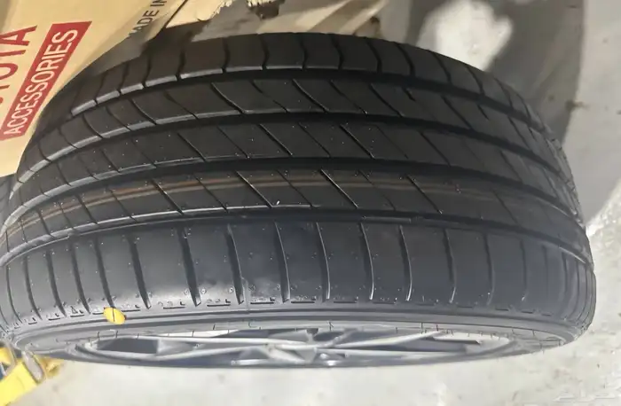 جنط النترا اصلي وكاله مقاس 17 الفل كامل 2