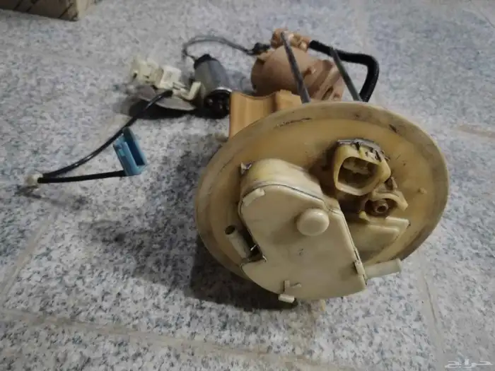 طرمبة بنزين يارس من 8 إلى 12 2