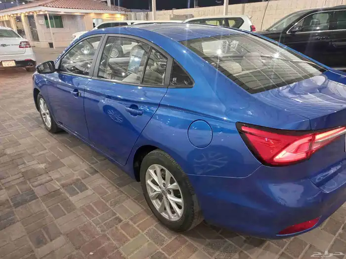 Mg.5 .2023 ابيض..Mg.5.2022 ازرق 7