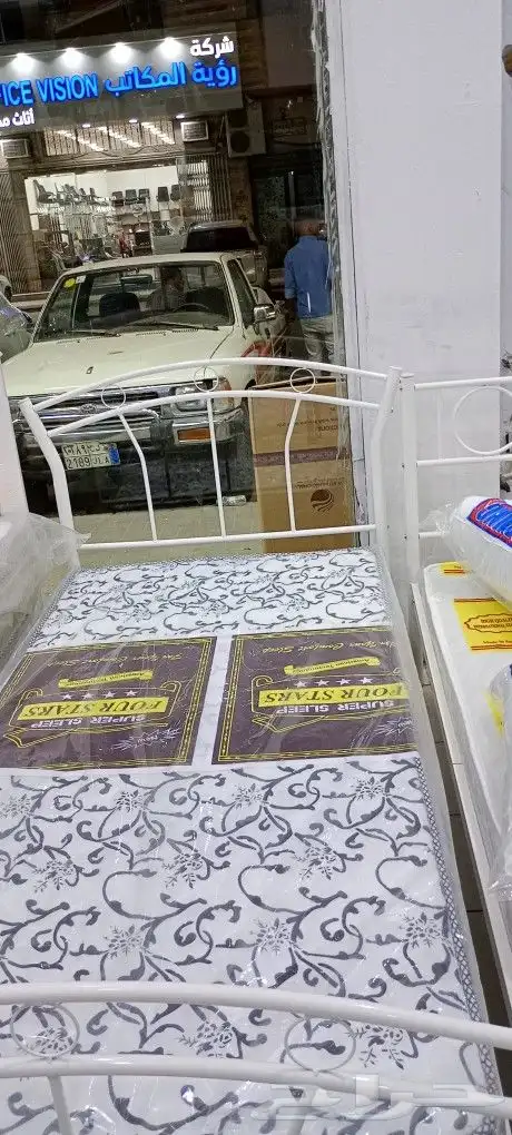 سرير دورين حديد سرير خشب مراتب مفارش بتطانية مخده دولاب 1